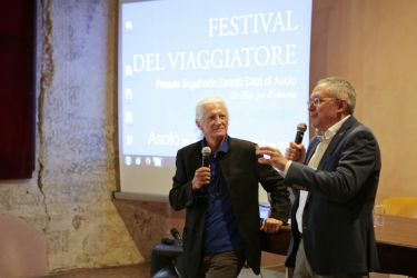 “Il giro del mondo in una piazza” - Aldo Pavan e Alessandro Comin