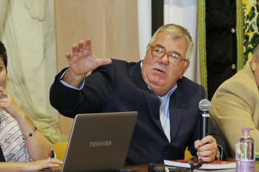 “Attraverso i secoli…su un filo di seta” - Alberto Bevilacqua