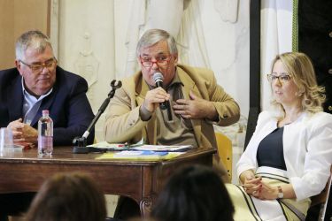 “Attraverso i secoli…su un filo di seta” - Alberto Bevilacqua, Claudio Marcolongo e Giulia Cananzi