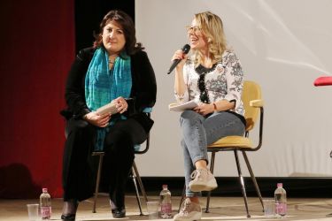 “Ritorno ad Aleppo, viaggio nell’odio e nella passione” - Valentina Karakhanian e Giulia Cananzi