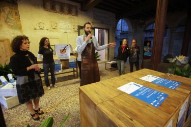 Spritz del Viaggiatore incontra Spritz Letterario - Un brindisi per "Il Veneto Legge"